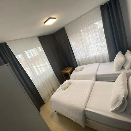 Hotell Safir 3*