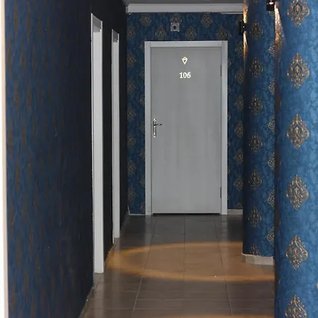 Hotel Safir