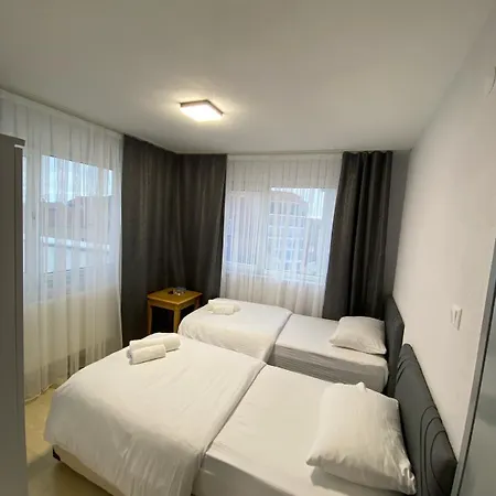 فندق Safir & Center 3*