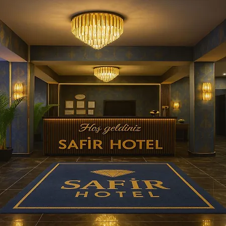 Hotel Safir & Center 3*
